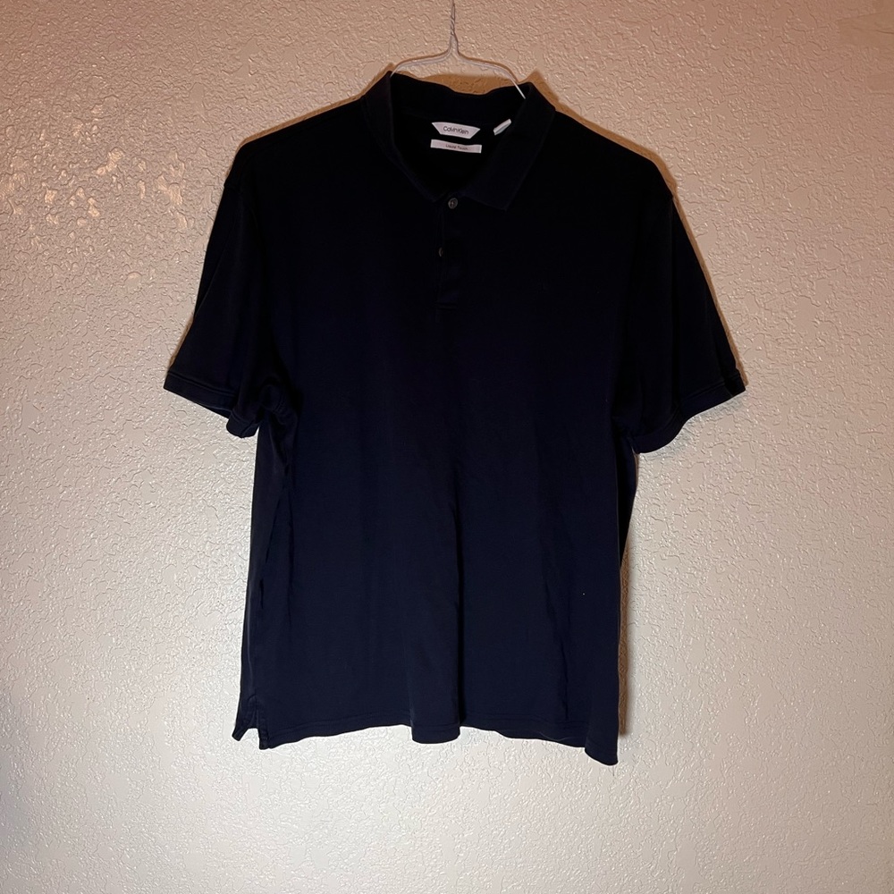 Elegant Calvin Klein Liquid Touch Polo - Dark Blue